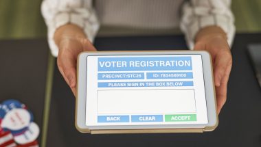 H-1B Registrations Collapse 2026: FY2027 Down 38.5% as Tech Talent Chooses Canada, UAE & Europe Over U.S.